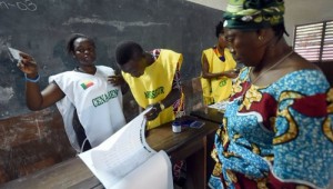 Bénin: Début du scrutin présidentiel pour la succession de Yayi Boni