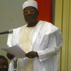 Cameroun:  Perchoir de l'Assemblée nationale, à  76 ans, Cavaye Yeguie ne là¢che pas prise