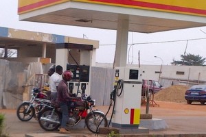 Togo : Baisse du prix des carburants, le Super sans plomb chute de 24 F