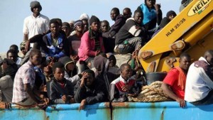 Libye: En route pour l'Europe, des migrants dont des femmes enceintes interceptés