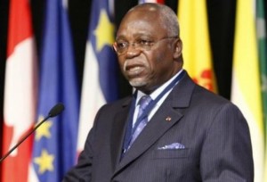 Gabon: Guy Nzouba Ndama démissionne de son poste de président de l'Assemblée nationale pour se présenter à  la présidentielle