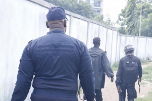 Côte d'Ivoire: Des braqueurs attaquent une entreprise à  Cocody, la somme de 63 millions frs cfa emportée