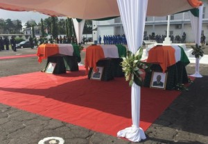 Côte d'Ivoire: Attaque de Grand-Bassam, la nation rend hommage aux trois éléments des Forces spéciales tuées et leur offre deux millions