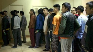 Kenya: Soupçonnés de fraude, 45 Taïwanais embarqués de force vers la Chine