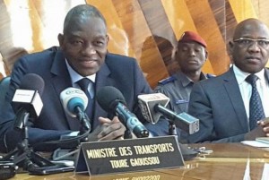 Côte d'Ivoire: Gaoussou Touré donne les raisons du renouvellement du permis format carte de crédit