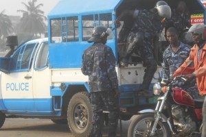 Togo : Descente policière à  Lomé, 111 personnes interpellées