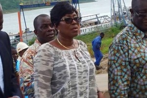Ghana: Zèle pré-électorale, l'ex ministre Dzifa Attivor sous les feux des critiques