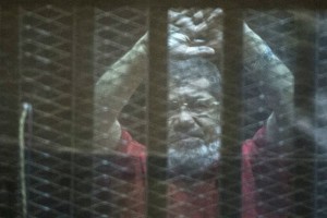 Egypte: Le jugement de l'ex-président Morsi remis au 18 juin