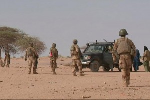 Mali: Attaque contre un camp de l'armée  à  Gao, un soldat et un assaillant tués