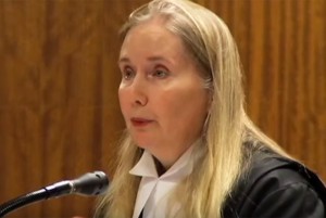 Afrique du Sud: Une juge blanche  « mise en congé » après des commentaires  racistes