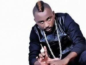 Côte d'Ivoire: Kedjevara  crée la danse du «Papa Wemba», la grosse  colère d'Asalfo