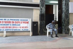 Côte d'Ivoire : Braquage de la BCEAO, le procès de l'ex-Premier ministre Aké N'Gbo et autres reporté au 12 juillet 2016