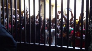Côte d'Ivoire: 300 microbes resocialisés dès fin juin  bénéficieront  d'une formation de type militaire
