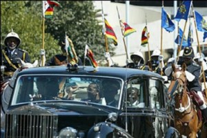 Zimbabwe: Condamné à  deux ans de prison pour avoir bloqué l'escorte de Mugabe