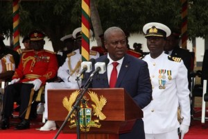 Ghana: L'Armée dément l'achat d'un pistolet par Mahama