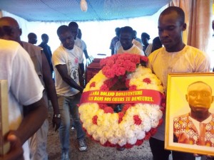 Côte d'Ivoire : L'étudiant handicapé  tué accidentellement par un policier  inhumé à  Sikensi