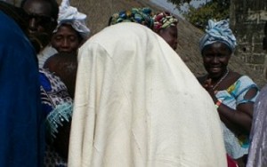 Gambie:  Le mariage des enfants de moins de 18 ans interdit