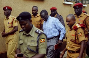 Ouganda: Kizza Besigye paie  plus de 17 millions de FCFA pour sa libération