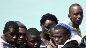 Algérie: 70 migrants  dont deux burkinabé secourus au large d'Oran