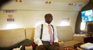 Koacinaute: Nigéria: David Oyedepo le pasteur le plus riche d'Afrique. Il possède une fortune de 75 milliards de FCFA