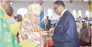 Cameroun: Tué par la rumeur « l'homme du président » apparait en pleine forme ce dimanche