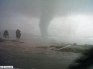 Afrique du Sud: Une puissante tornade fait 20 blessés près de Johannesburg