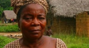 Zambie: Une mère avoue entretenir des relations sexuelles avec son fils pour conserver sa fortune