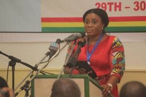 Ghana: Présidentielle 2016, la présidente de la CE avoue son incapacité de frauder pour Mahama