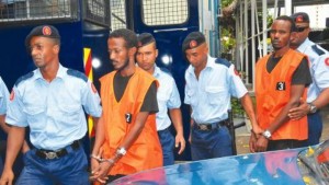 Somalie: 12 pirates condamnés à  cinq ans de prison pour l'attaque d'un porte-conteneurs