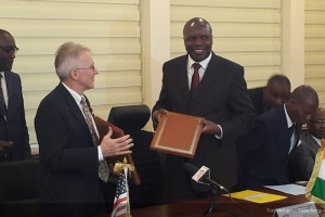 Côte d'Ivoire: Transport aérien, les USA ouvrent leur « ciel » à  Abidjan avec la signature de l'«Open Skies »