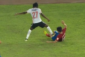Côte d'Ivoire: Chine, Gervinho voit rouge après un vilain geste sur son adversaire