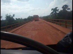 Côte d'Ivoire: Infrastructures routières, le pont Comoé se «meurt»