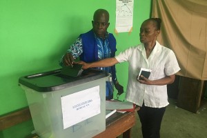Gabon: Forte affluence dans les bureaux de vote au top départ de la présidentielle