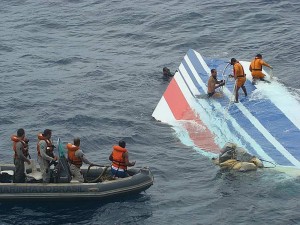Mozambique : Malaysia Airlines MH370, un débris de l'avion trouvé sur une plage