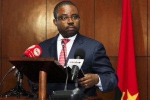 Angola:  Le ministre des Finances   Armando Manuel démis de ses fonctions