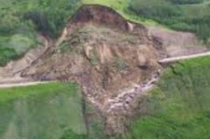 Cameroun : Un glissement de terrain entraine l'éboulement d'une montagne de  2000m dans le Nord-Ouest