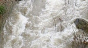 Cameroun: Bafoussam, une jeune fille emportée par un torrent