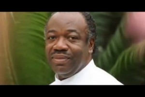 Cameroun: Joe la conscience chante pour Ali Bongo et contre la France-Afrique