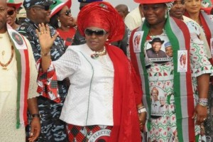 Nigeria: Comptes bancaires gelés, l'ex première dame Patience Jonathan dans le viseur de l'EFCC