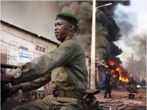 Mali: Un soldat tué et quatre blessés dans une nouvelle attaque terroriste