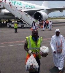 Côte d'Ivoire: Religion, arrivée de la Mecque des premiers pèlerins ivoiriens