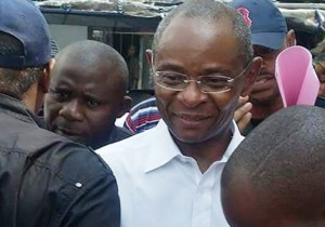 Gabon: Leon Paul Ngoulakia arrêté à  Libreville avec des tracts d'appel à  l'insurrection