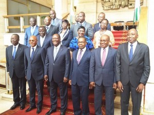 Côte d'Ivoire: Le comité des experts a remis l'avant-projet de la Constitution à  Ouattara et lui a fait ses remarques