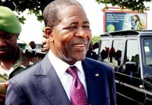 Gabon: Loi des finances dévoilée, le budget 2017 en baisse 148 milliards de FCFA par rapport à  l'année dernière