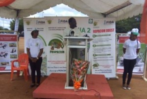 Côte d'Ivoire : Le ministre Mamadou Sangafowa  offre des matériels agricoles à  Bouaké