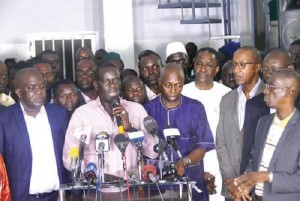 Sénégal: Apres la marche réprimée, l'opposition menace de remettre ça par la force et annonce un meeting en novembre