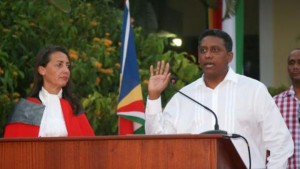 Seychelles: Le vice-président Danny Faure prend les rênes du pouvoir