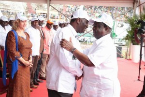 Côte d'Ivoire: Nouvelle Constitution,  Bédié heureux de l'écartement du spectre de coup d'Etat