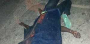 Sénégal: Drame à  Dakar, après une dispute avec un taximan, un automobiliste sort son pistolet et lui met un bal dans la tête devant tout le monde