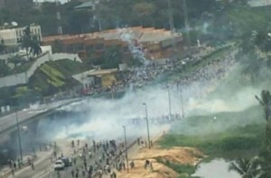 Côte d'Ivoire: Référendum, plus de meeting au Félicia, les manifestants gazés par la police